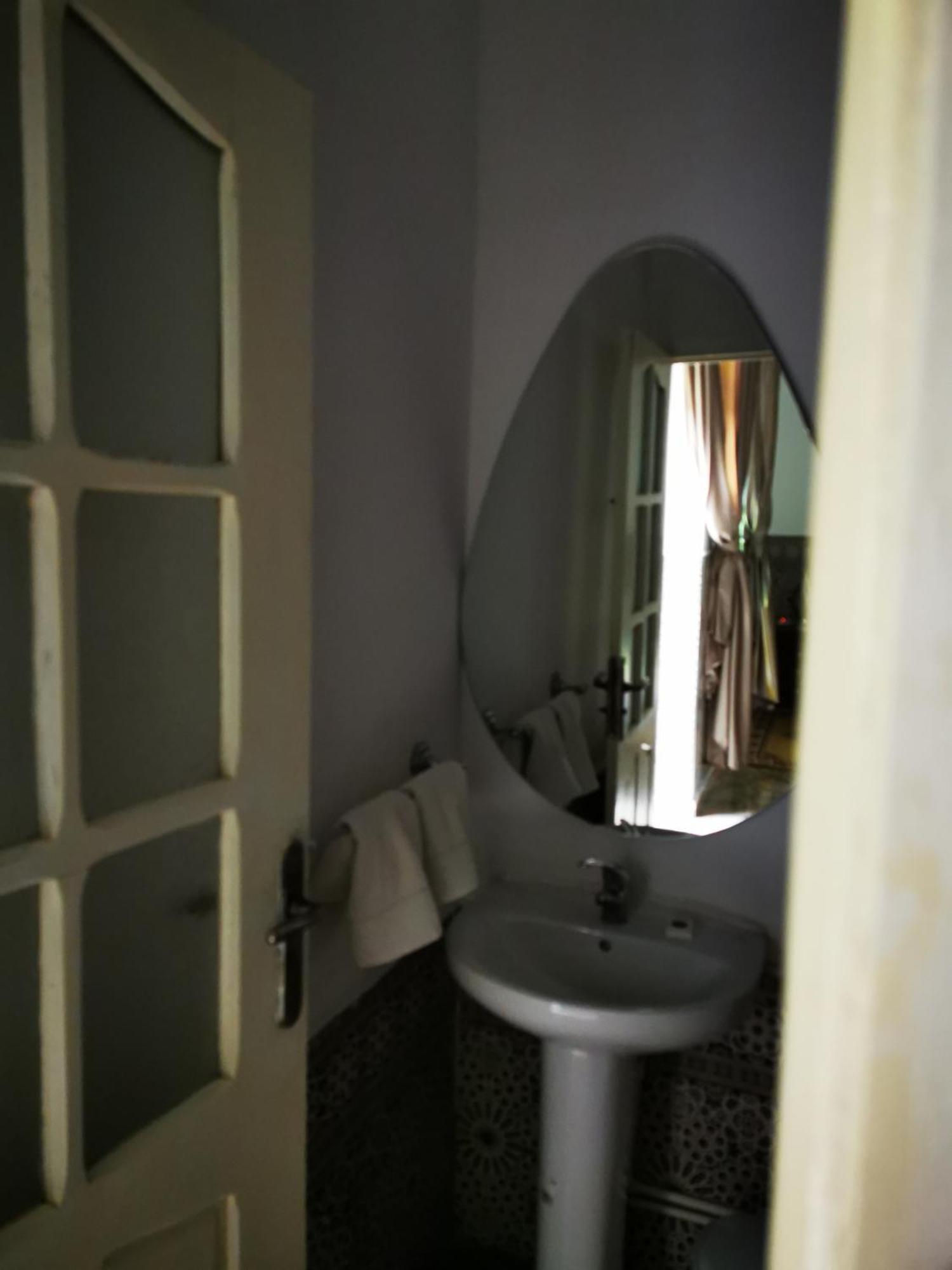 Riad Dar Al Fassia Oujda Phòng bức ảnh