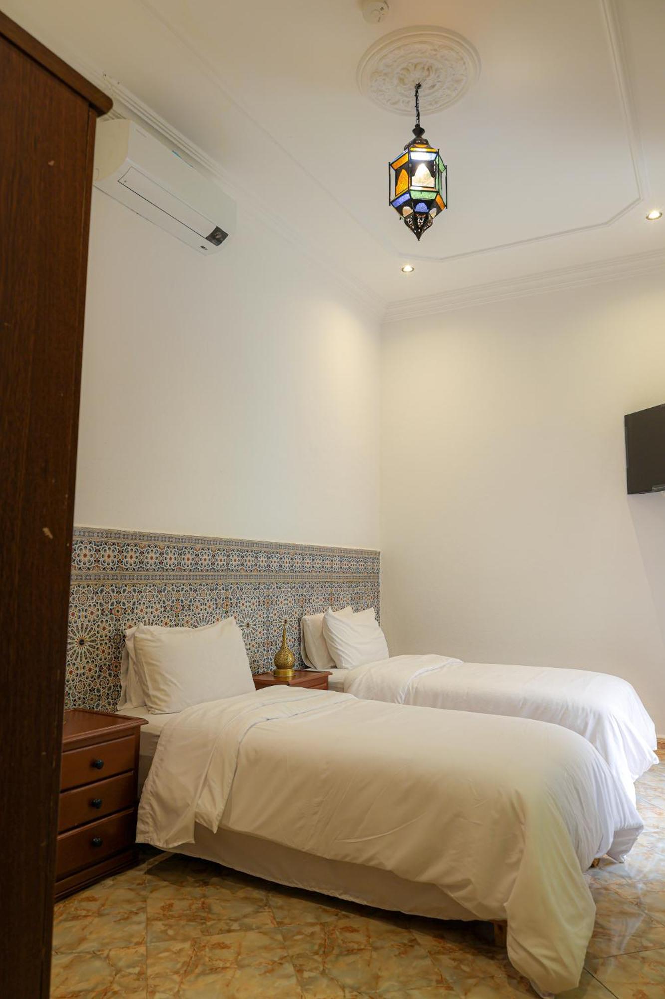Riad Dar Al Fassia Oujda Phòng bức ảnh