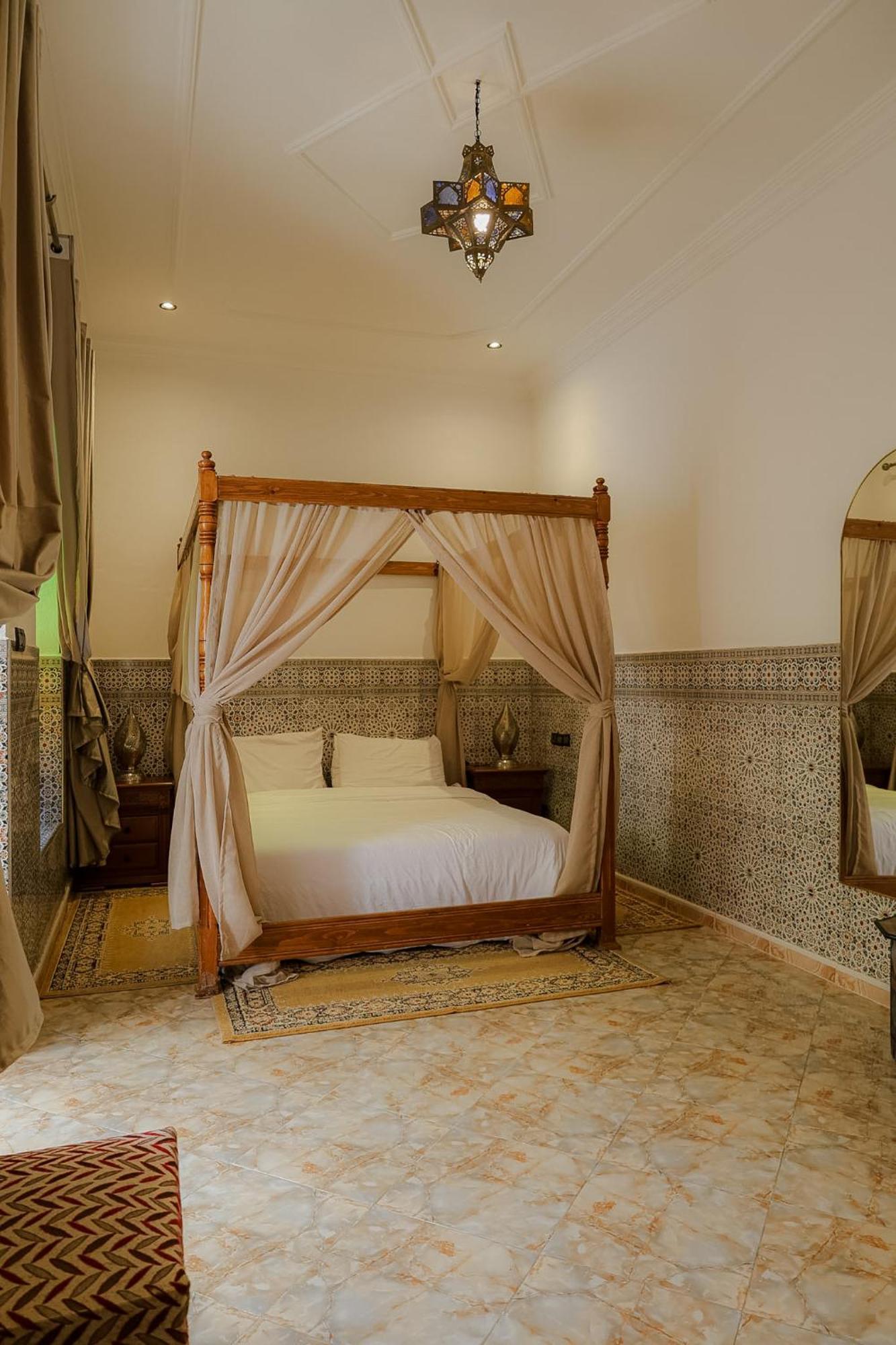 Riad Dar Al Fassia Oujda Phòng bức ảnh